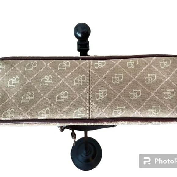 Dooney & Bourke Signature Monogram Canvas Hobo bag Vintage - Picture 4 of 9
